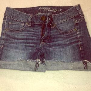 AMERICAN EAGLE SHORTS!